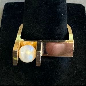 Original Trisko 14K Gold Ring with Pearl